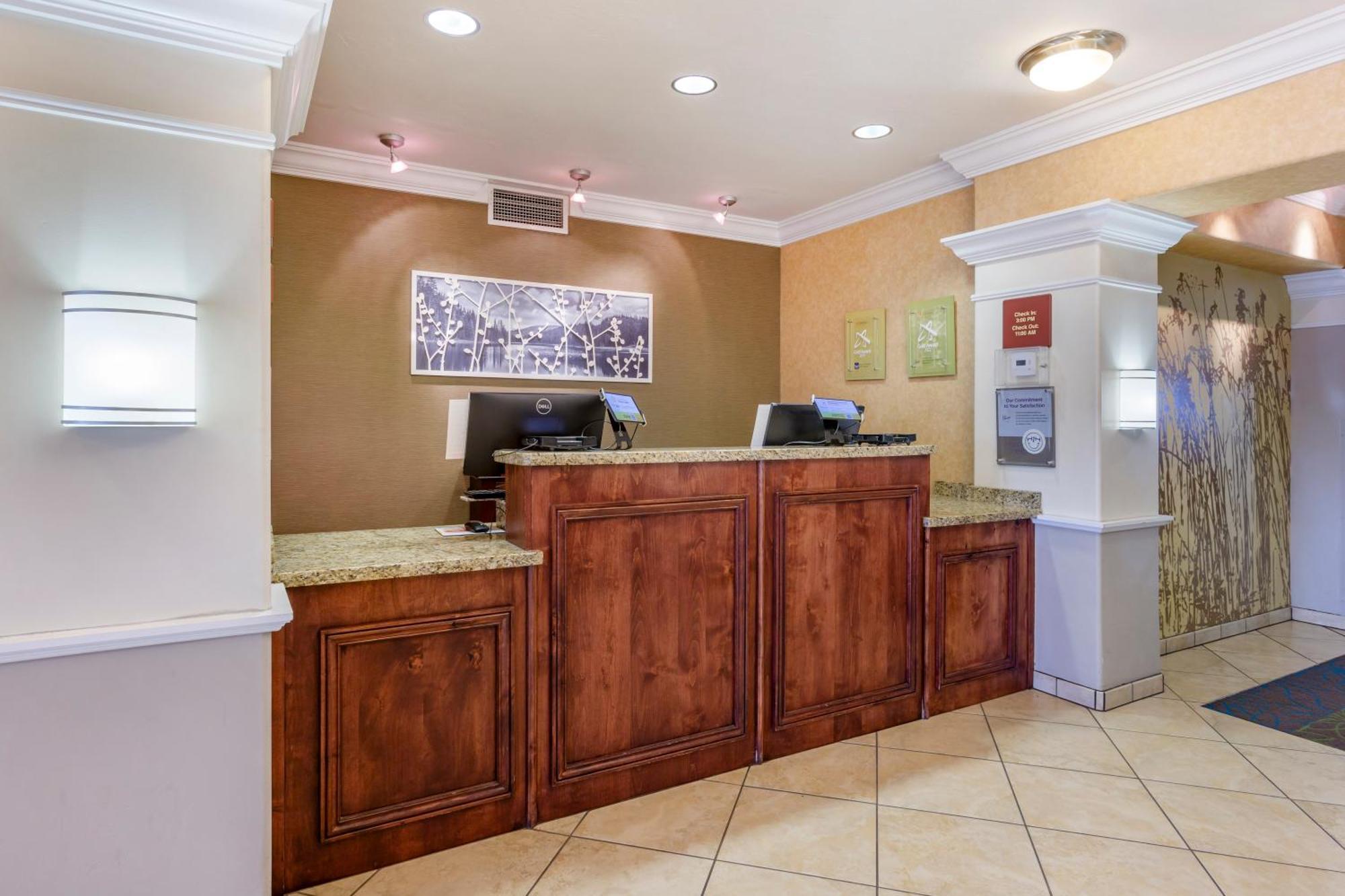 Sleep & Gateway To Yellowstone Hotel 3*
