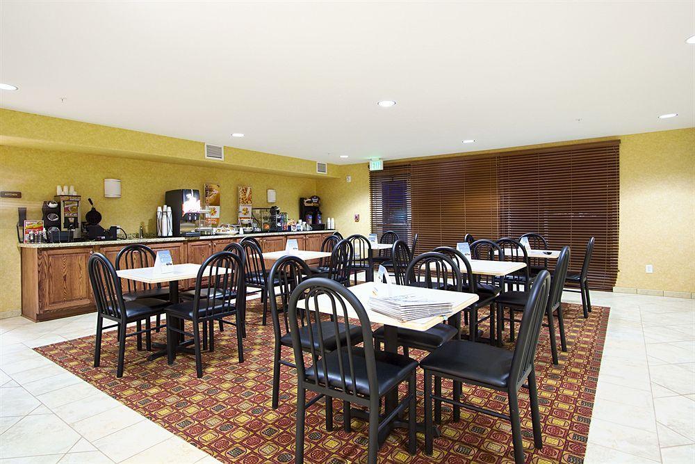 Sleep & Gateway To Yellowstone Hotel Idaho Falls
